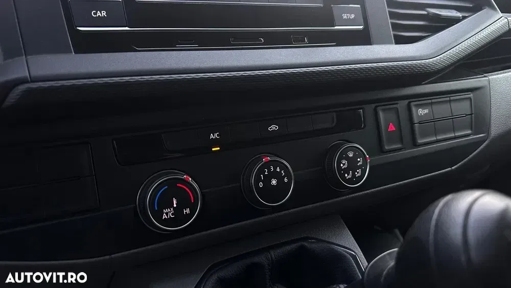 Volkswagen Transporter — imagine 3