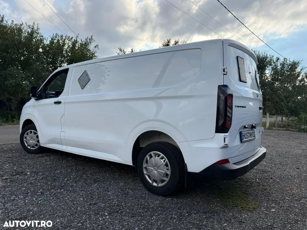 Ford Transit Custom — imagine 6
