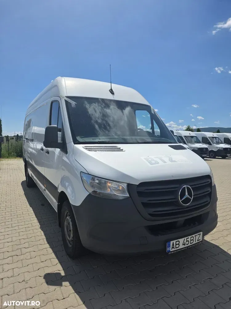 Mercedes-Benz Sprinter — imagine 2