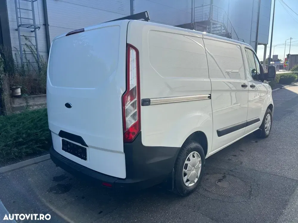 Ford Transit Custom — imagine 3