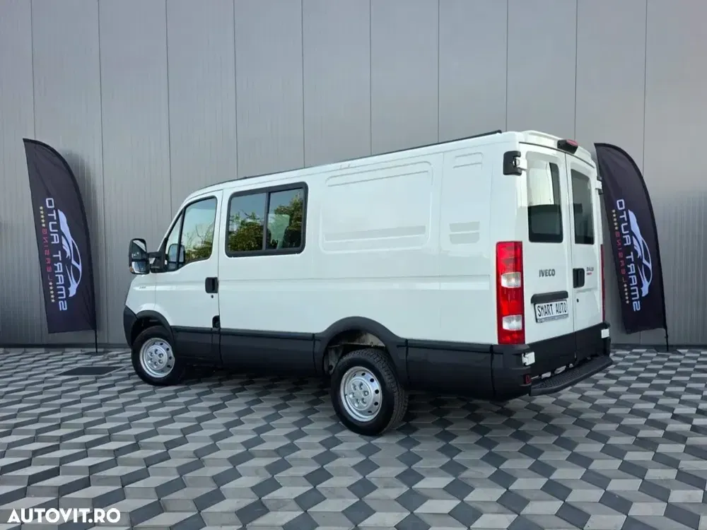 Iveco Daily 2.3D EURO5*//7Locuri //Cabina Dubla//Clima//Rate FIXE//Avans ZERO — imagine 2