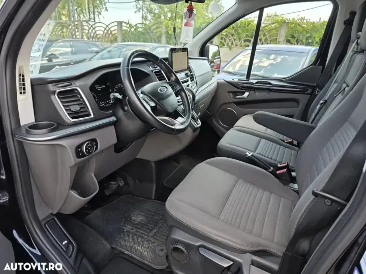 Ford Tourneo Custom