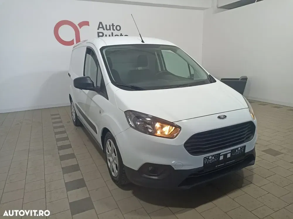 Ford Transit Courier 1.5 TDCi 75 CP Trend — imagine 3