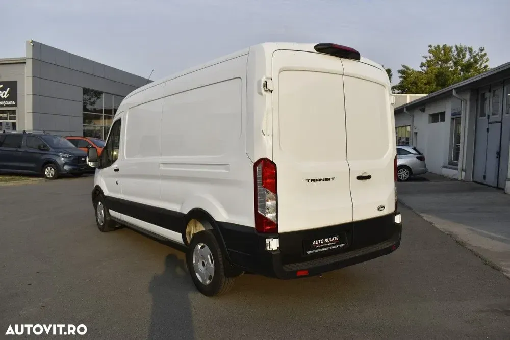 Ford Transit — imagine 5