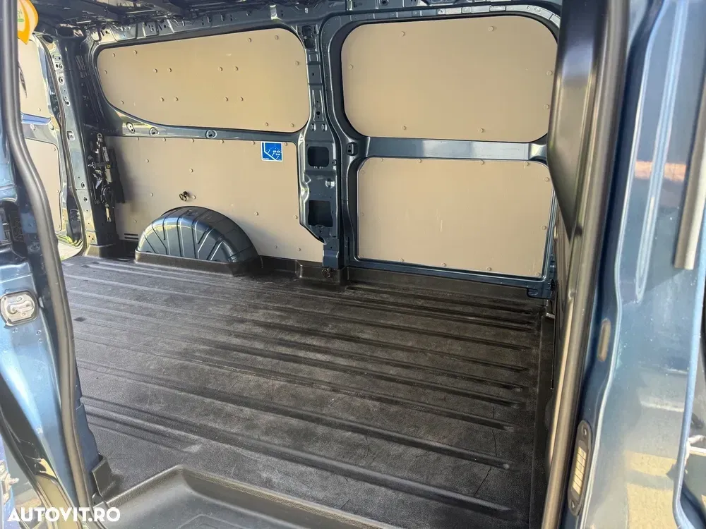 Ford Transit Custom — imagine 6