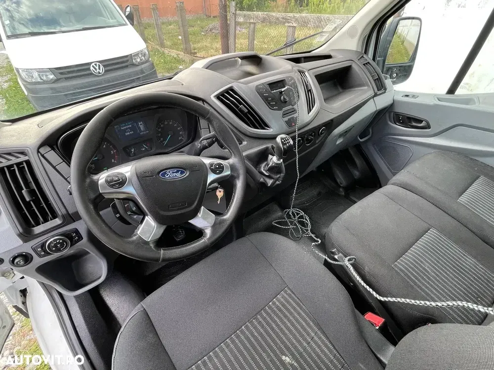 Ford Transit — imagine 5