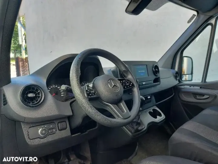 Mercedes-Benz SPRINTER L2H1