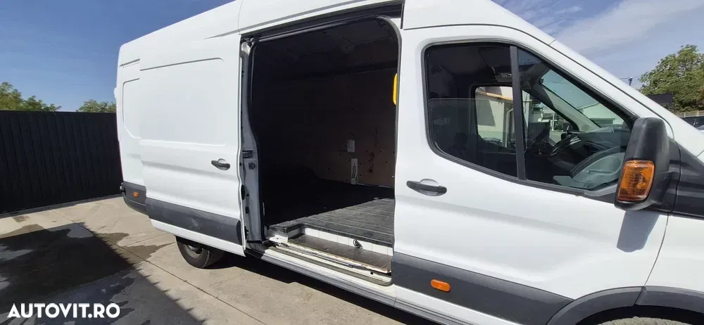 Ford Transit — imagine 5