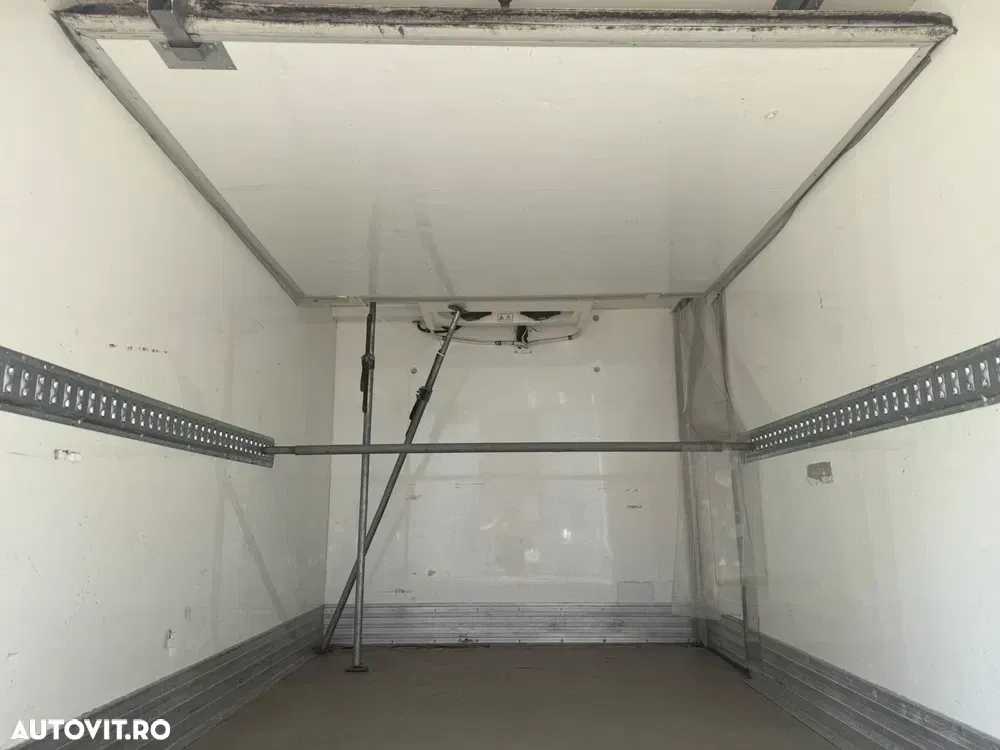 Ford Transit — imagine 5