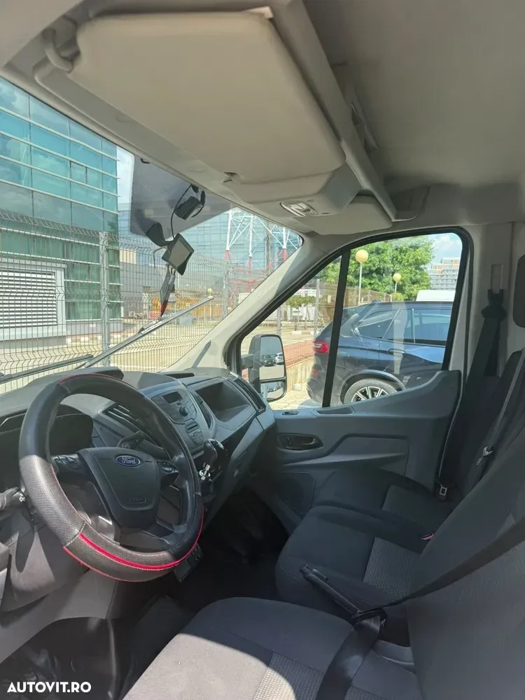 Ford Transit — imagine 6