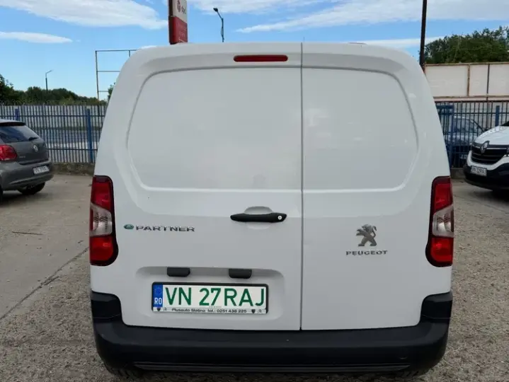Peugeot E-Partner