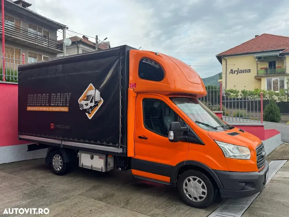 Ford Transit — imagine 3