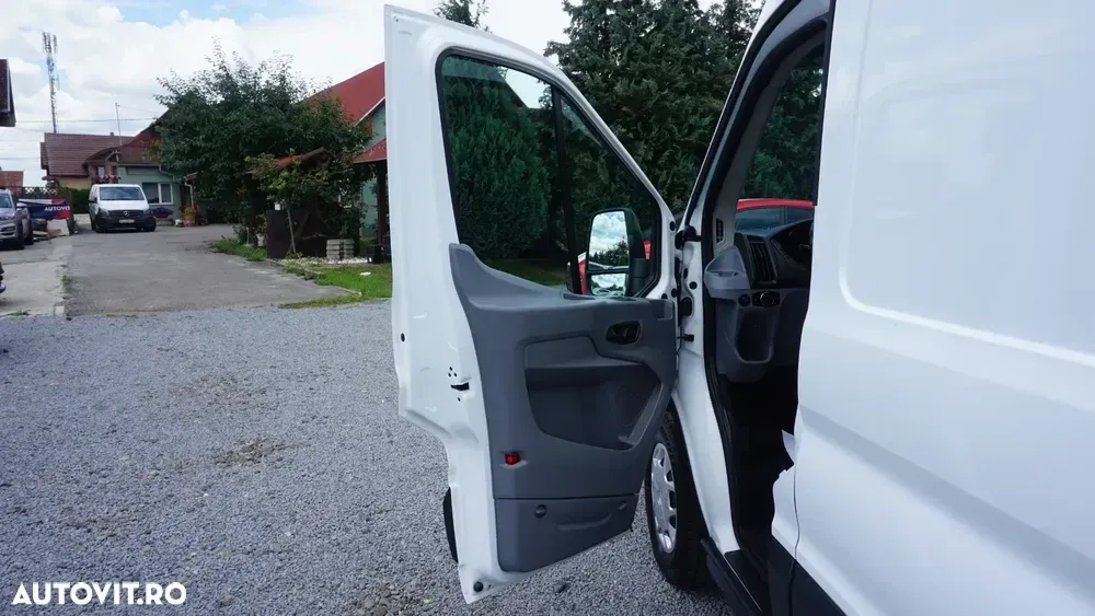 Ford Transit — imagine 6