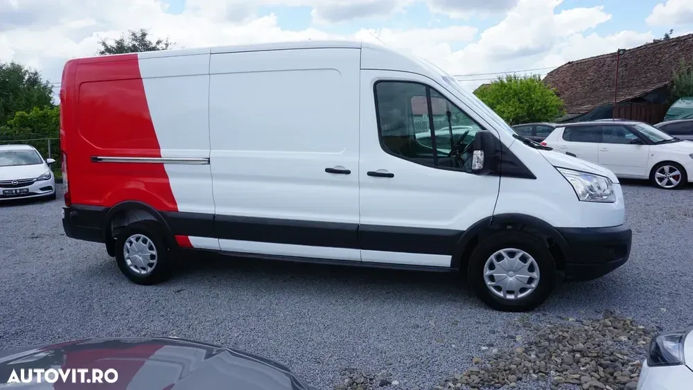 Ford Transit — imagine 4