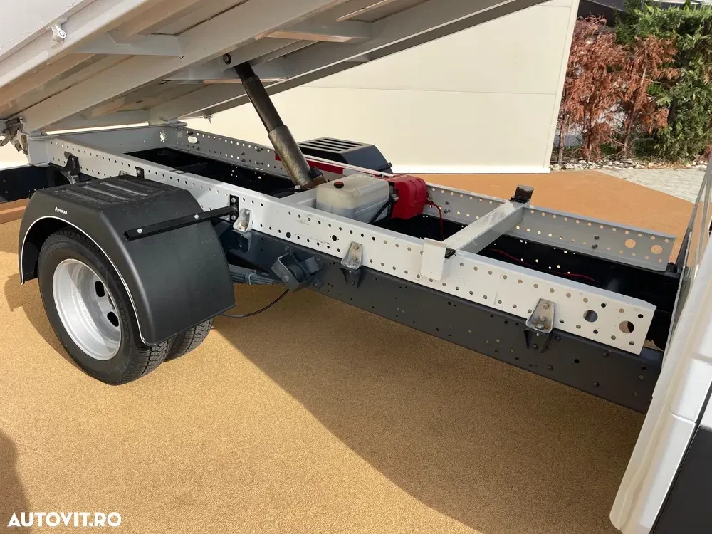 Iveco Daily Doka 7LOCURI PUNTE DUBLA BASCULABIL — imagine 6
