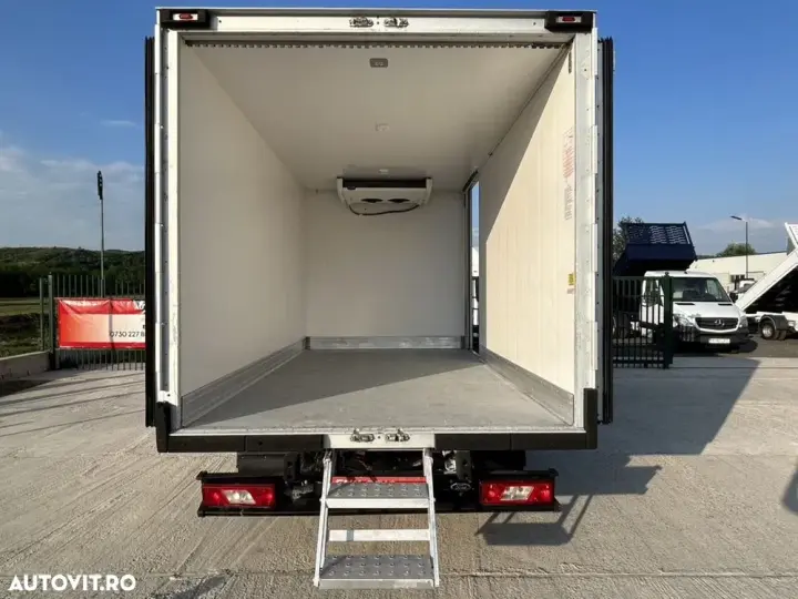 Ford Transit FRIGORIFIC AXA DUBLA SPATE