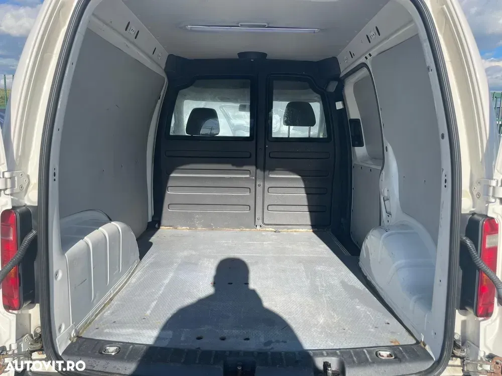 Volkswagen Caddy 2.0 TDI DSG — imagine 4