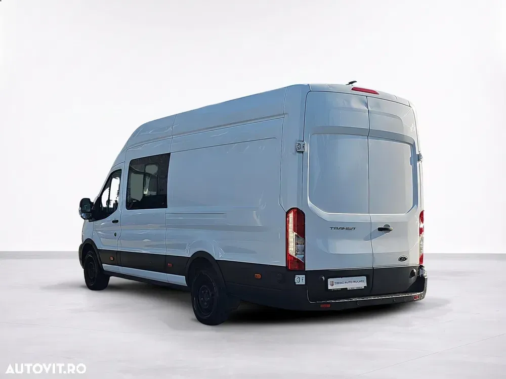 Ford Transit — imagine 3