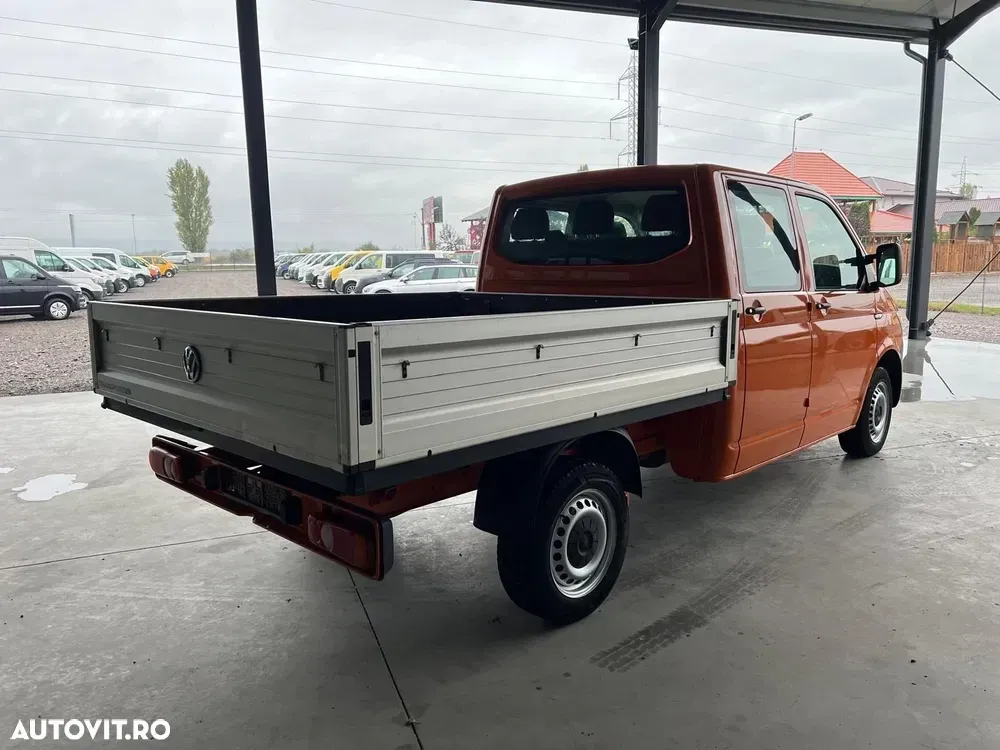 Volkswagen TRANSPORTER DOKA — imagine 3