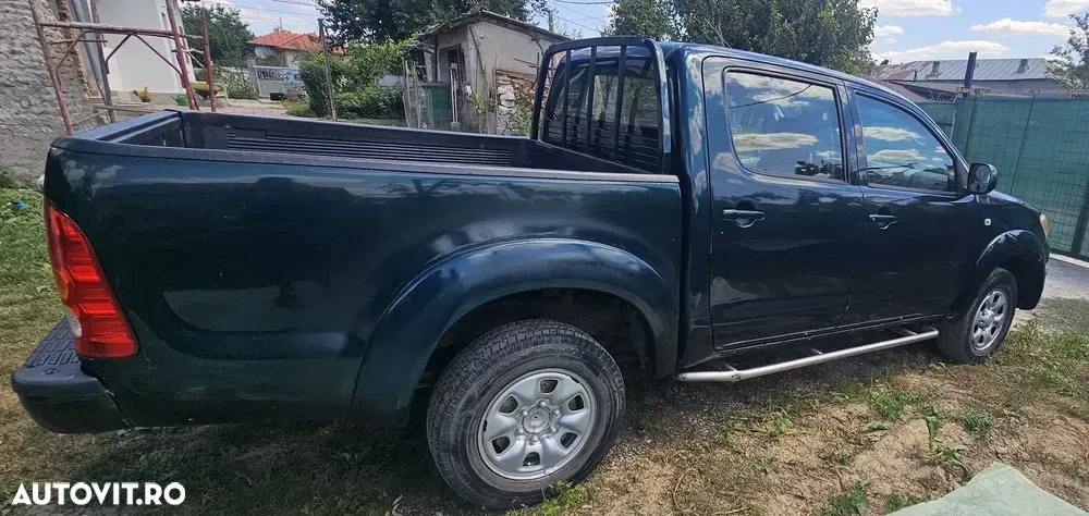 Toyota Hilux — imagine 3