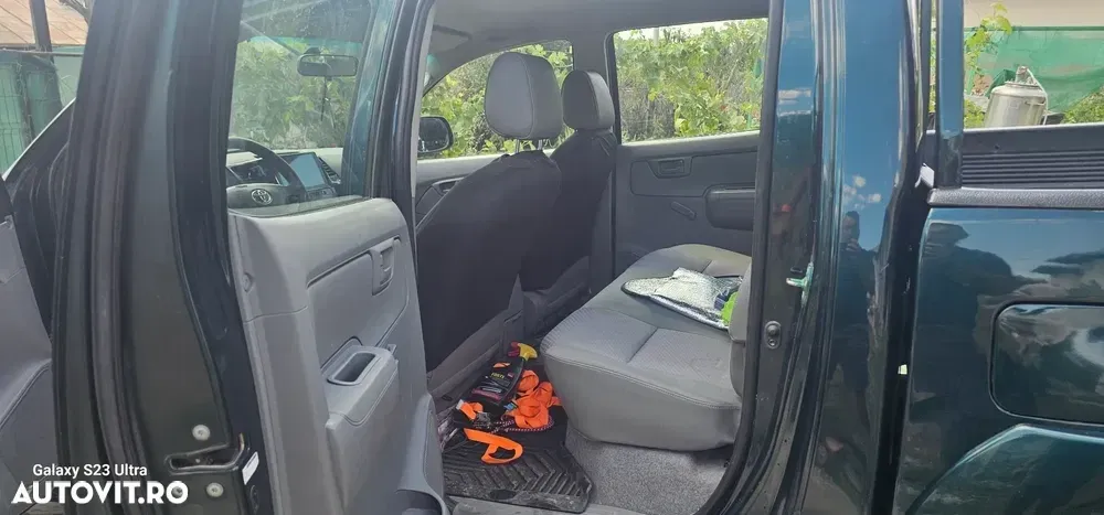 Toyota Hilux — imagine 2