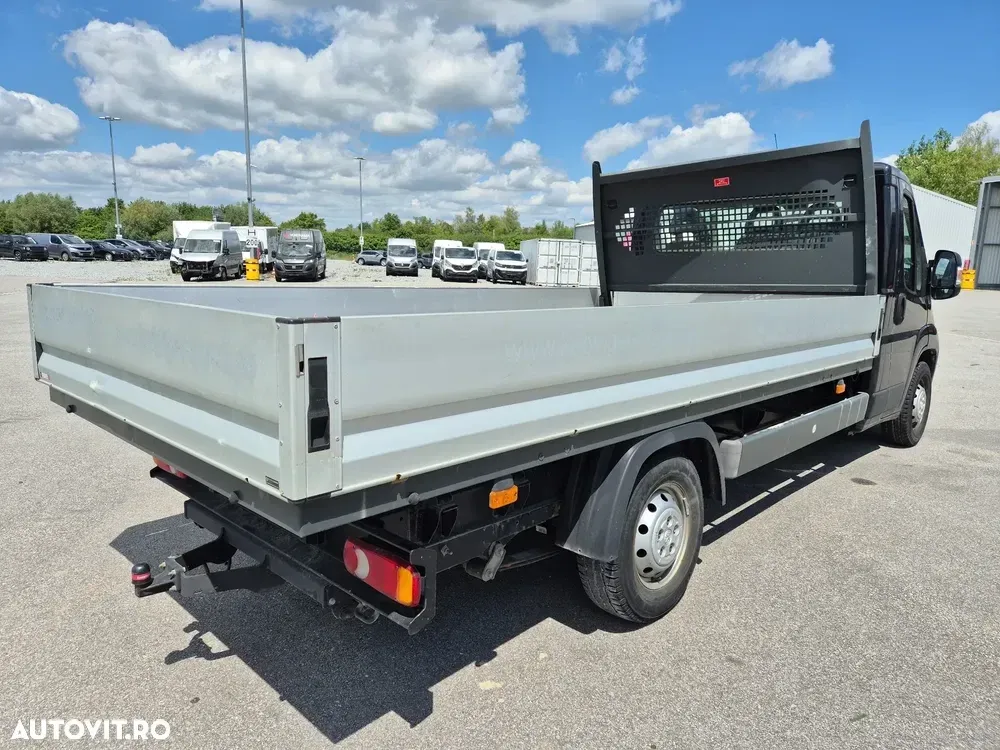 Peugeot 435 L4 — imagine 2