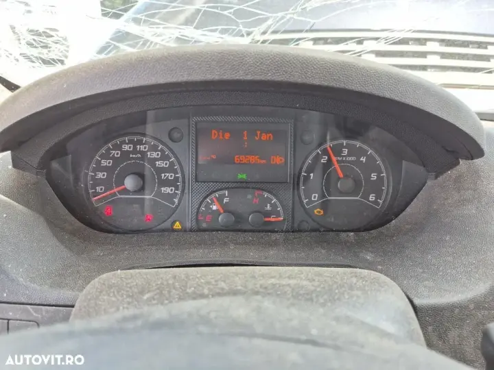 Peugeot 435 L4