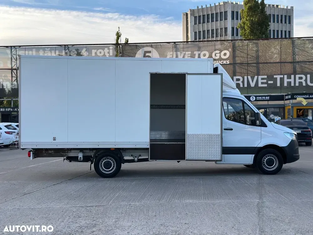 Mercedes-Benz Sprinter cub 2020 — imagine 5