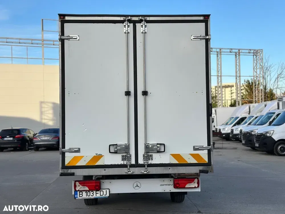 Mercedes-Benz Sprinter cub 2020 — imagine 4
