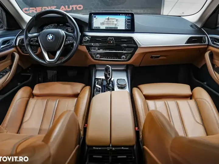BMW Seria 5 G30/G31 [2017 - Prezent] 530e Aut. Luxury Line
