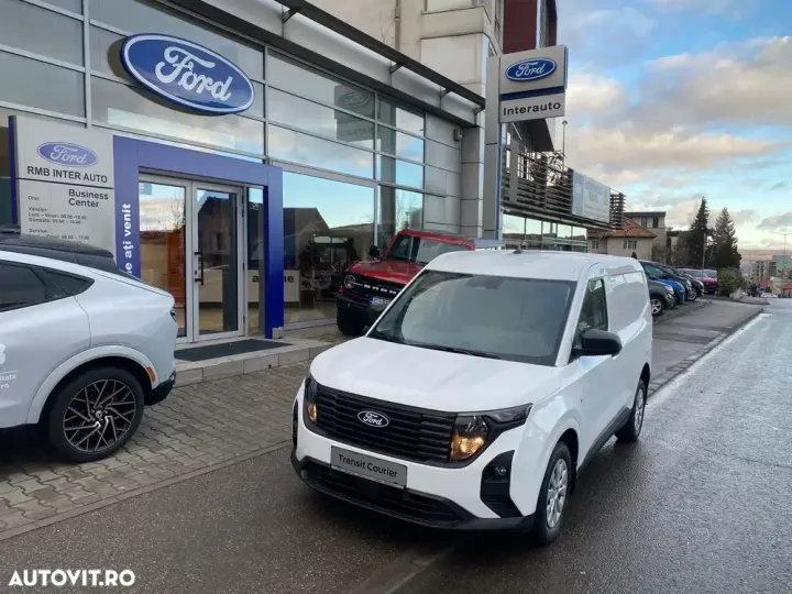 Ford Transit Courier Van Trend