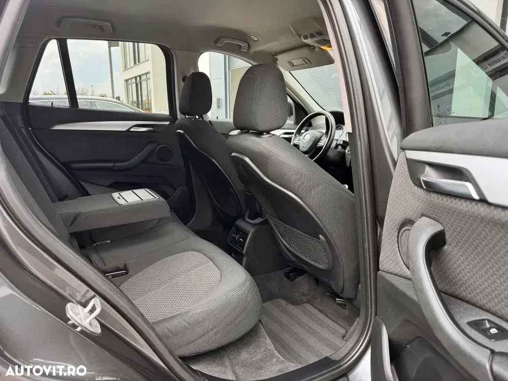 BMW X1 xDrive18d Aut. Advantage — imagine 5