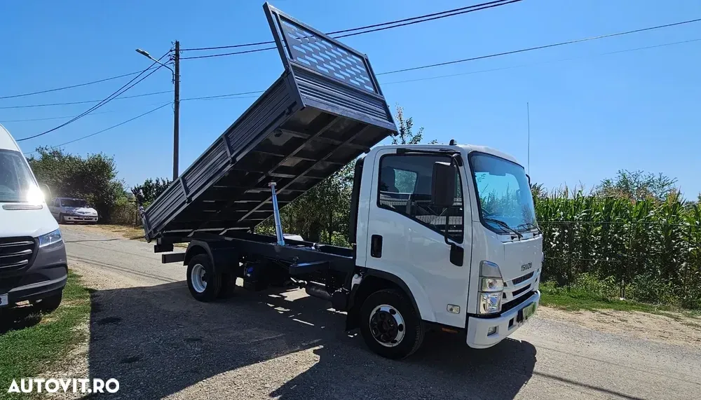 Isuzu Basculabila — imagine 3