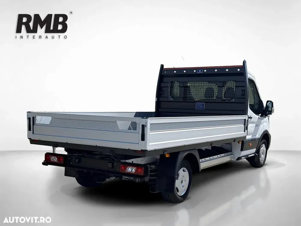 Ford Transit — imagine 5