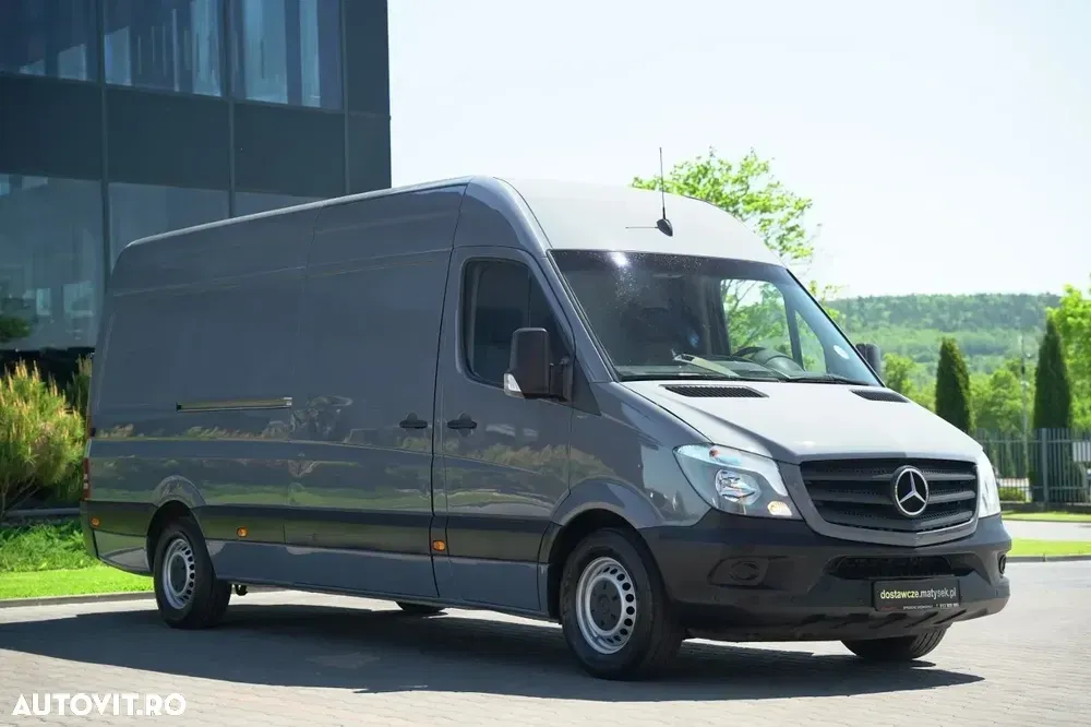 Mercedes-Benz SPRINTER 314 CDI / NEGRU / AUTOMATĂ / 3 LOCURI / 2017 — imagine 2