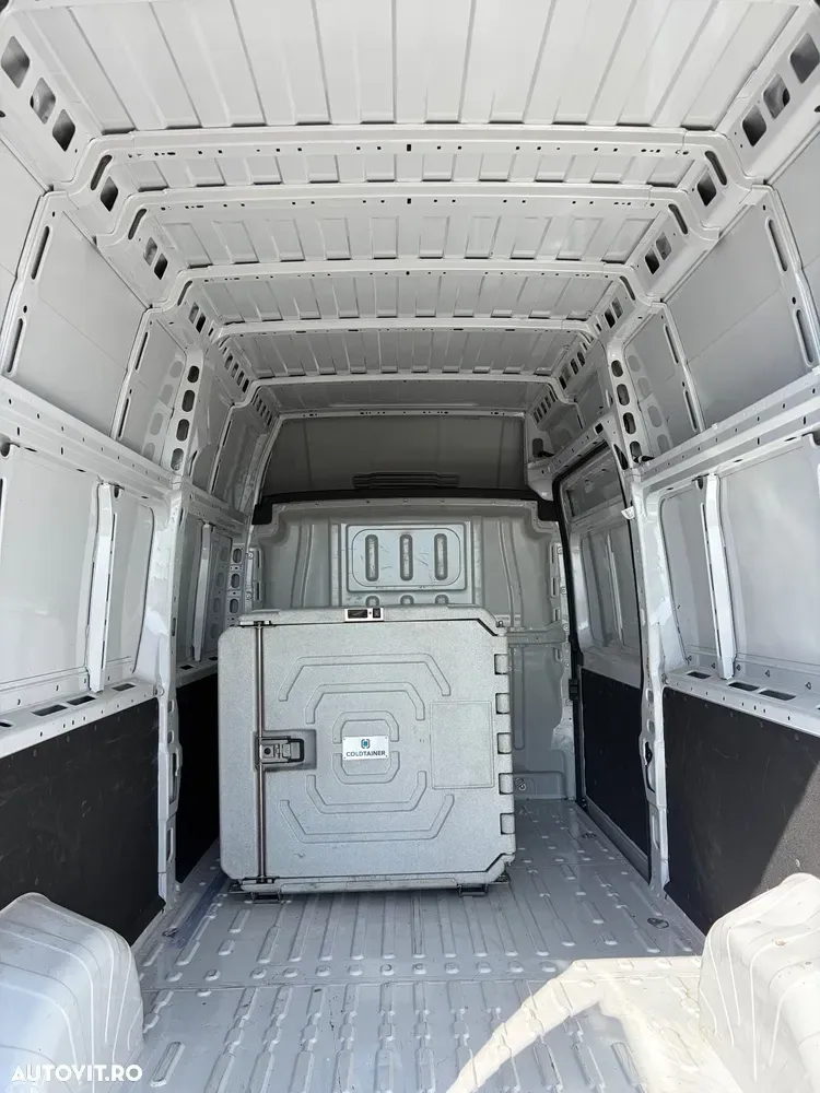 Opel Movano — imagine 5