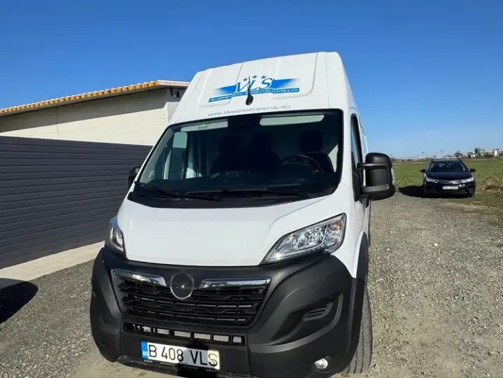 Opel Movano