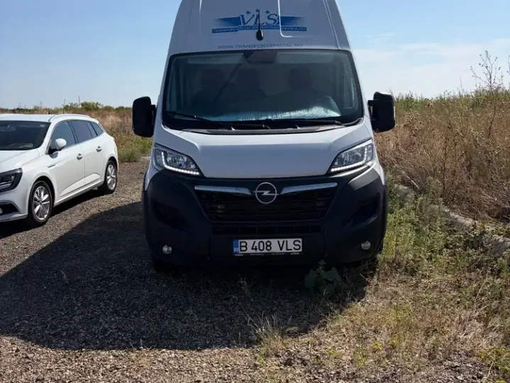 Opel Movano