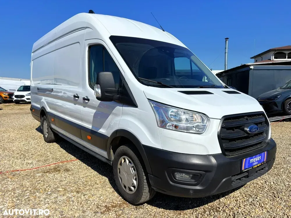 Ford Transit — imagine 4