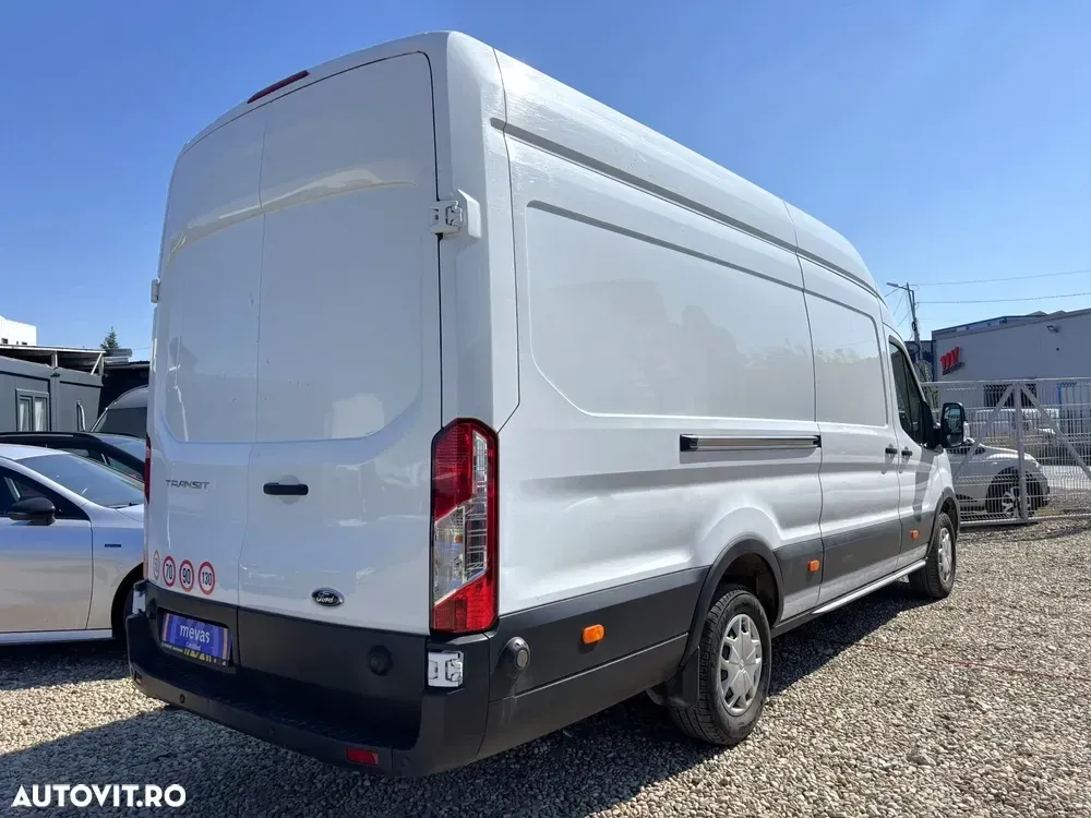 Ford Transit — imagine 6
