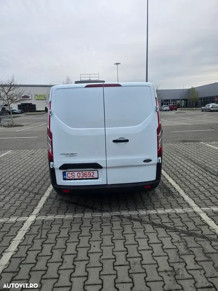 Ford Transit Custom — imagine 6