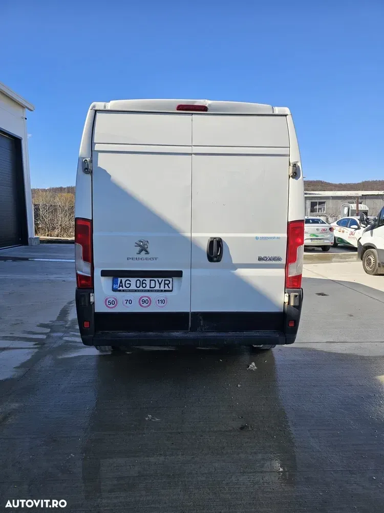 Peugeot Boxer — imagine 4