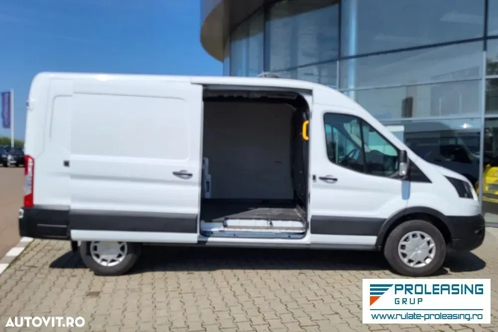 Ford Transit — imagine 4