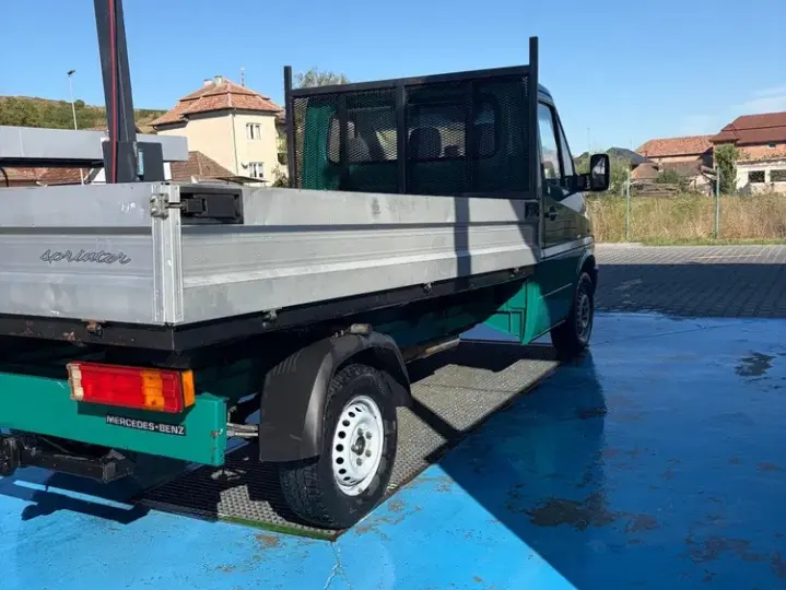 Mercedes-Benz Sprinter 308