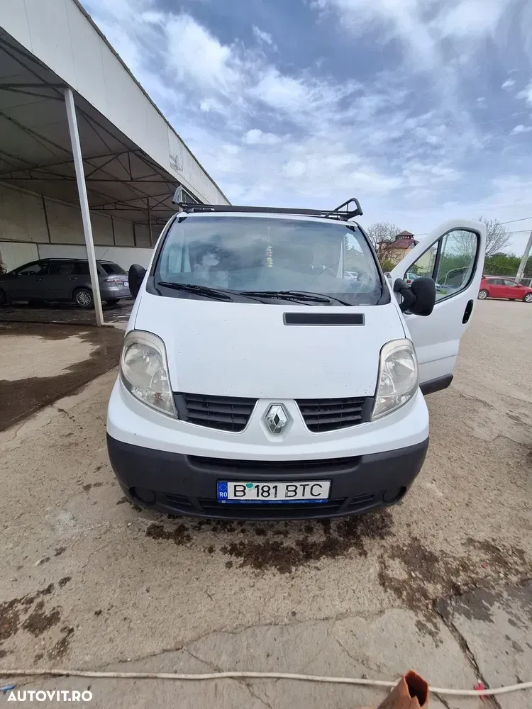 Renault TRAFIC — imagine 4
