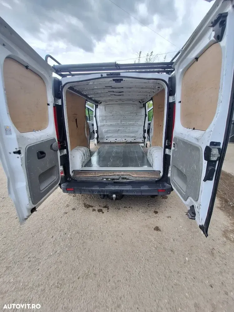 Renault TRAFIC — imagine 5