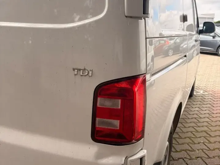 Volkswagen TRANSPORTER T6