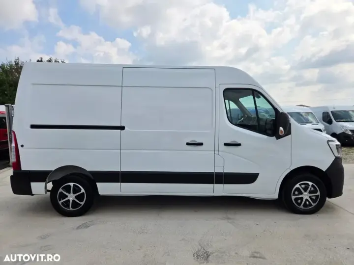 Renault New Master L2H2
