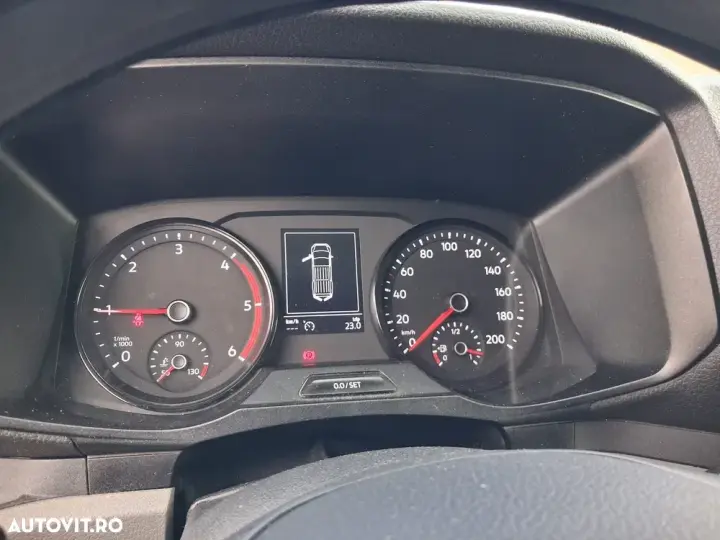 Volkswagen Crafter Furgon L3H2 2.0 TDI