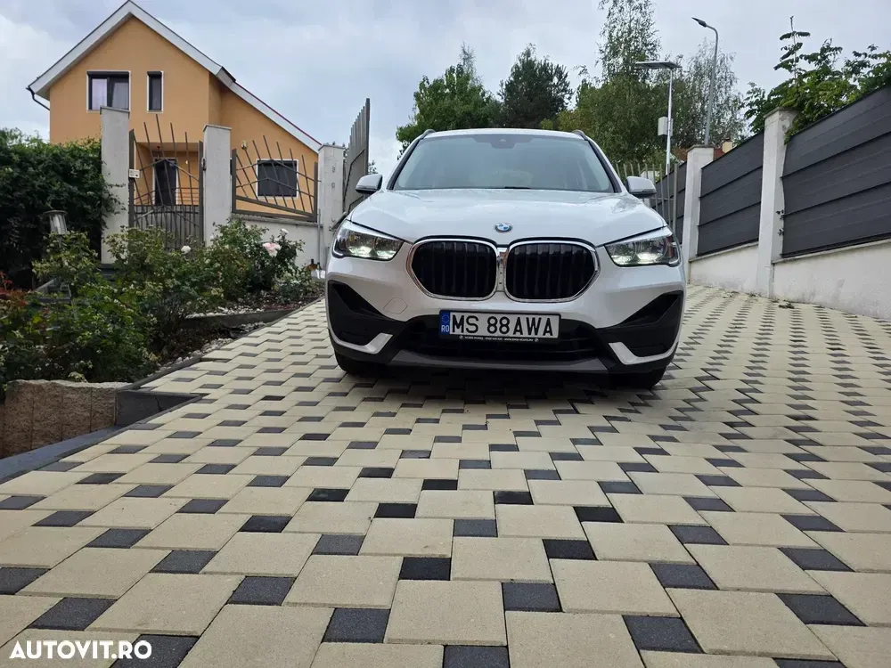 BMW X1 — imagine 2